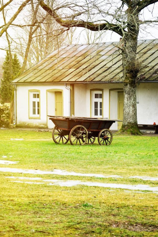 Vanatoa Taluhotell Koguva Exteriér fotografie